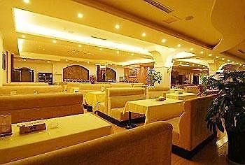Shengshi Huaxia International Hotel - Dujiangyan Extérieur photo